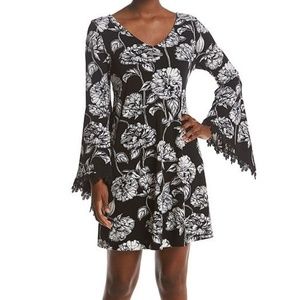 NEW -  Nina Leonard Size M Black & White Floral Dress w/ Bell Sleeves & Pockets